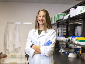 Molly Albecker portrait, University of Houston