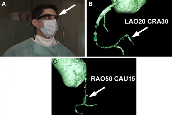 First-in-Man Use of VR Imaging in Cardiac Cath Lab to Treat Blocked Coronary Artery