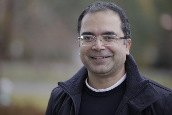 Farhan Shah, Ume&aring; University