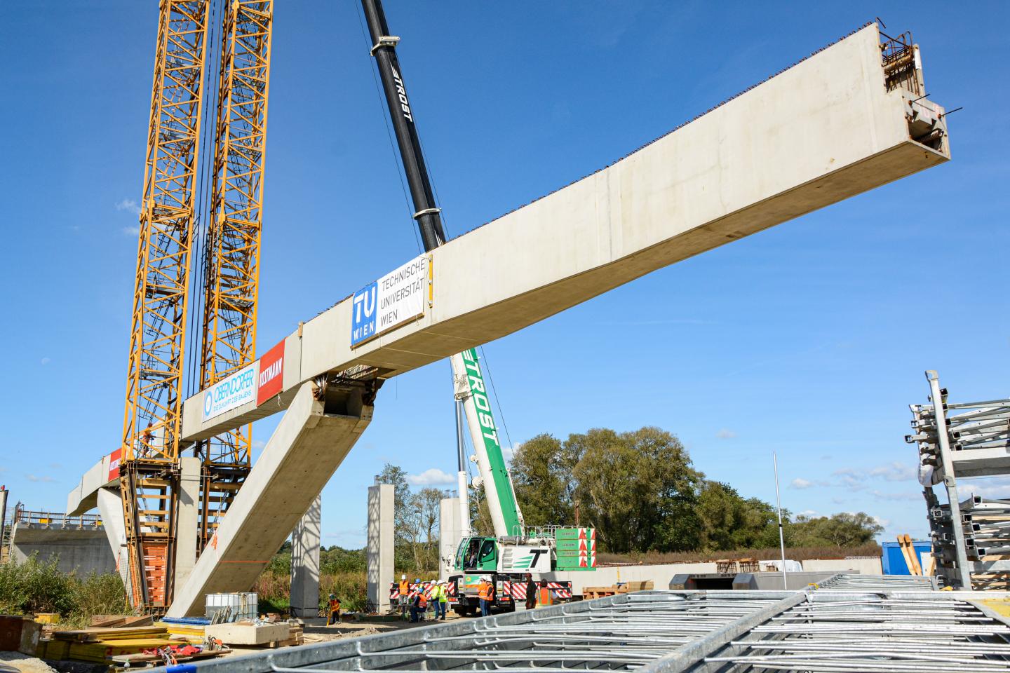 Unfolding Bridge