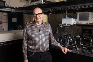 Roberto Morandotti, Professor at Institut national de la recherche scientifique (INRS) and expert in nonlinear optics
