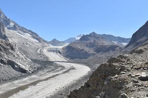 Universidad Glacier, one of the largest glaciers in central Chile.