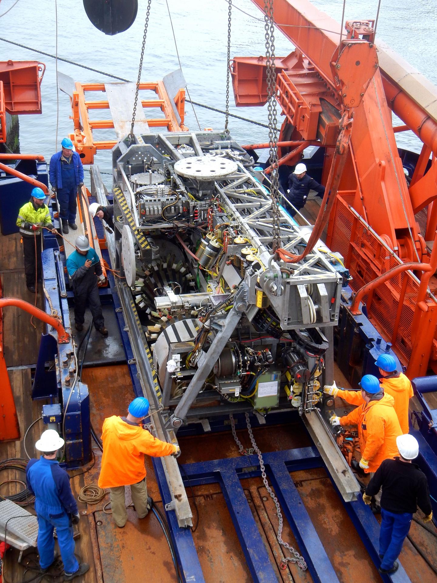 Operator Driving the MeBo Seabed Drilling System