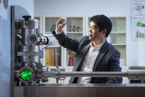 Professor Yang Yong from CityU