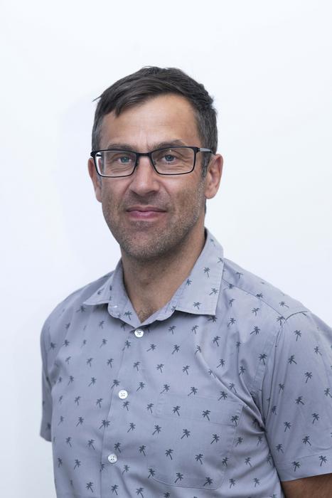 Professor Tom Yates