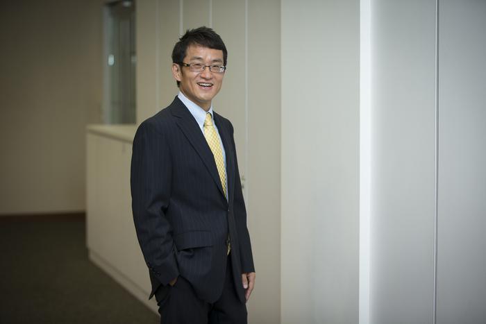 SMU Lee Kong Chian Chair Professor Cheng Qiang
