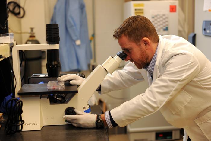 Sean Diehl in Laboratory