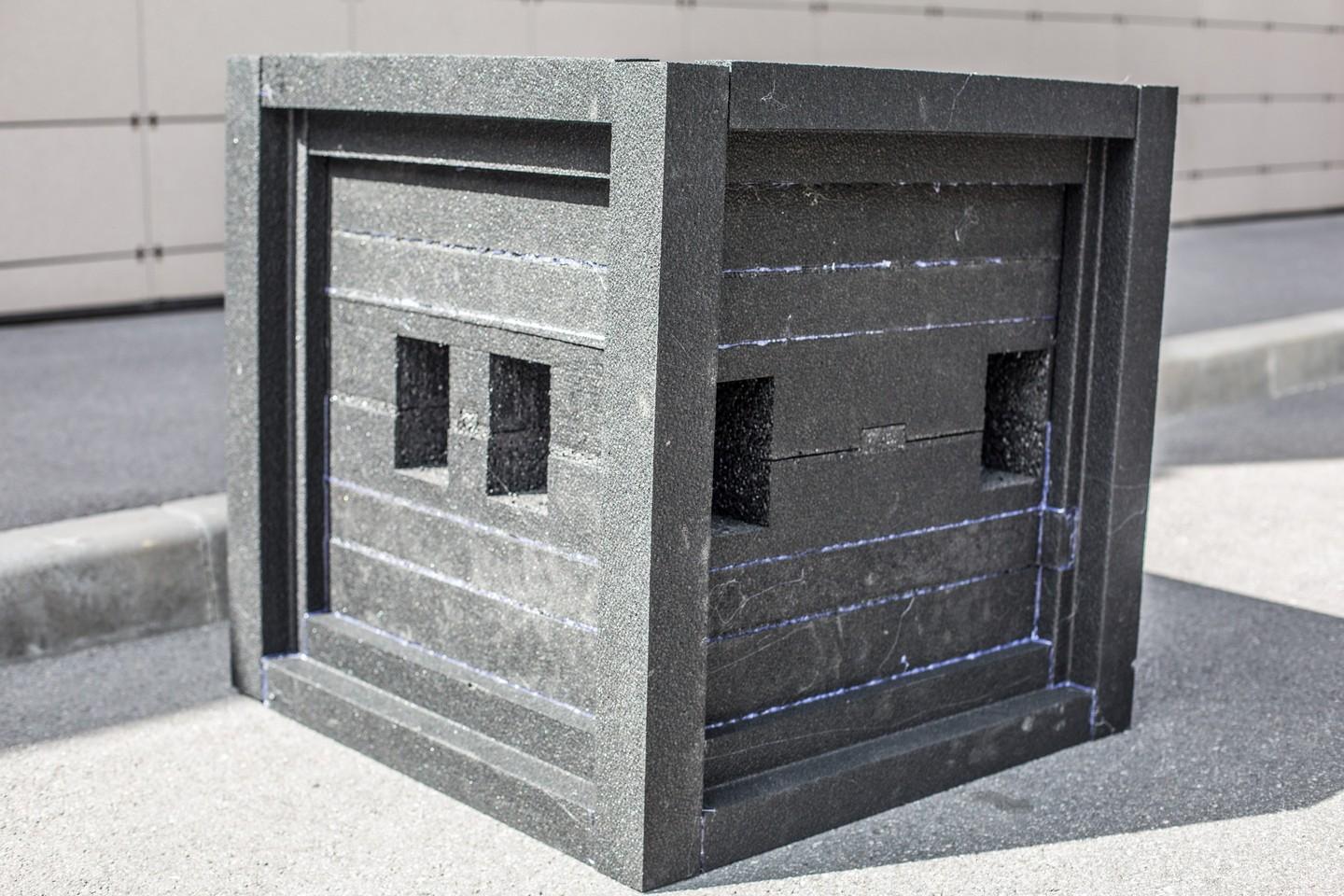 Energy Absorbing Container