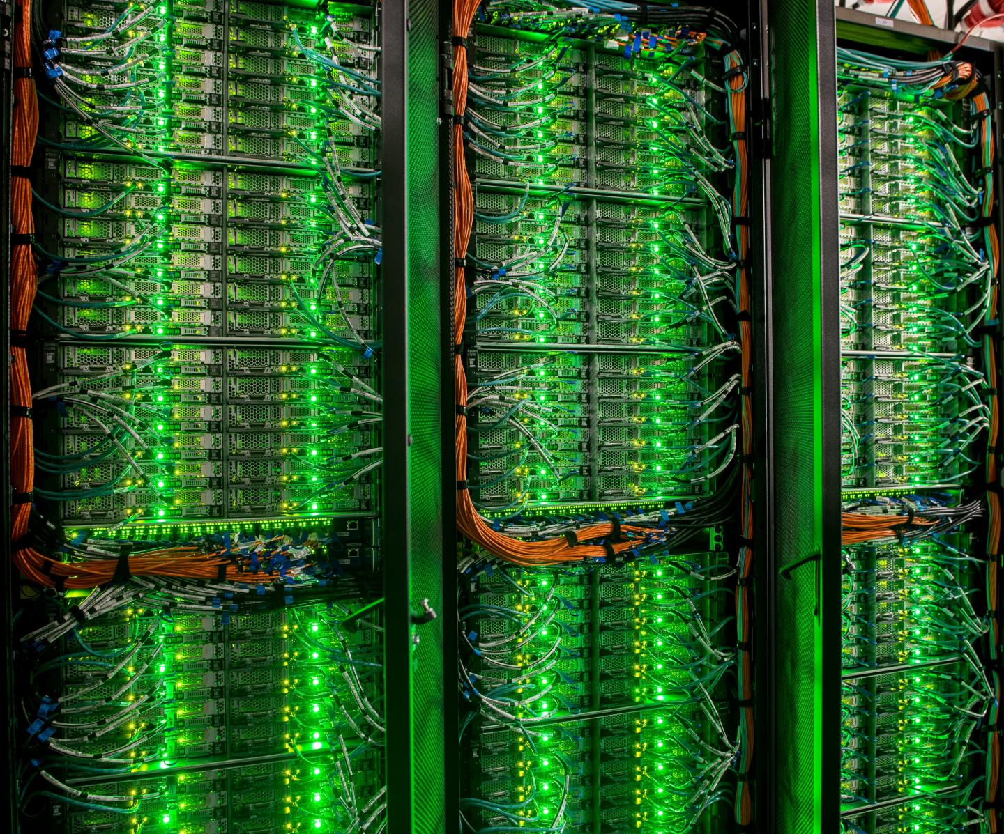 High-performance computing infrastructure at the University of Oldenburg