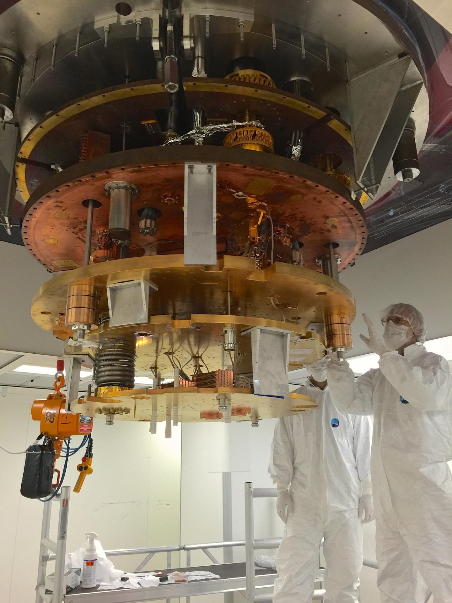 Cryostat for CUORE