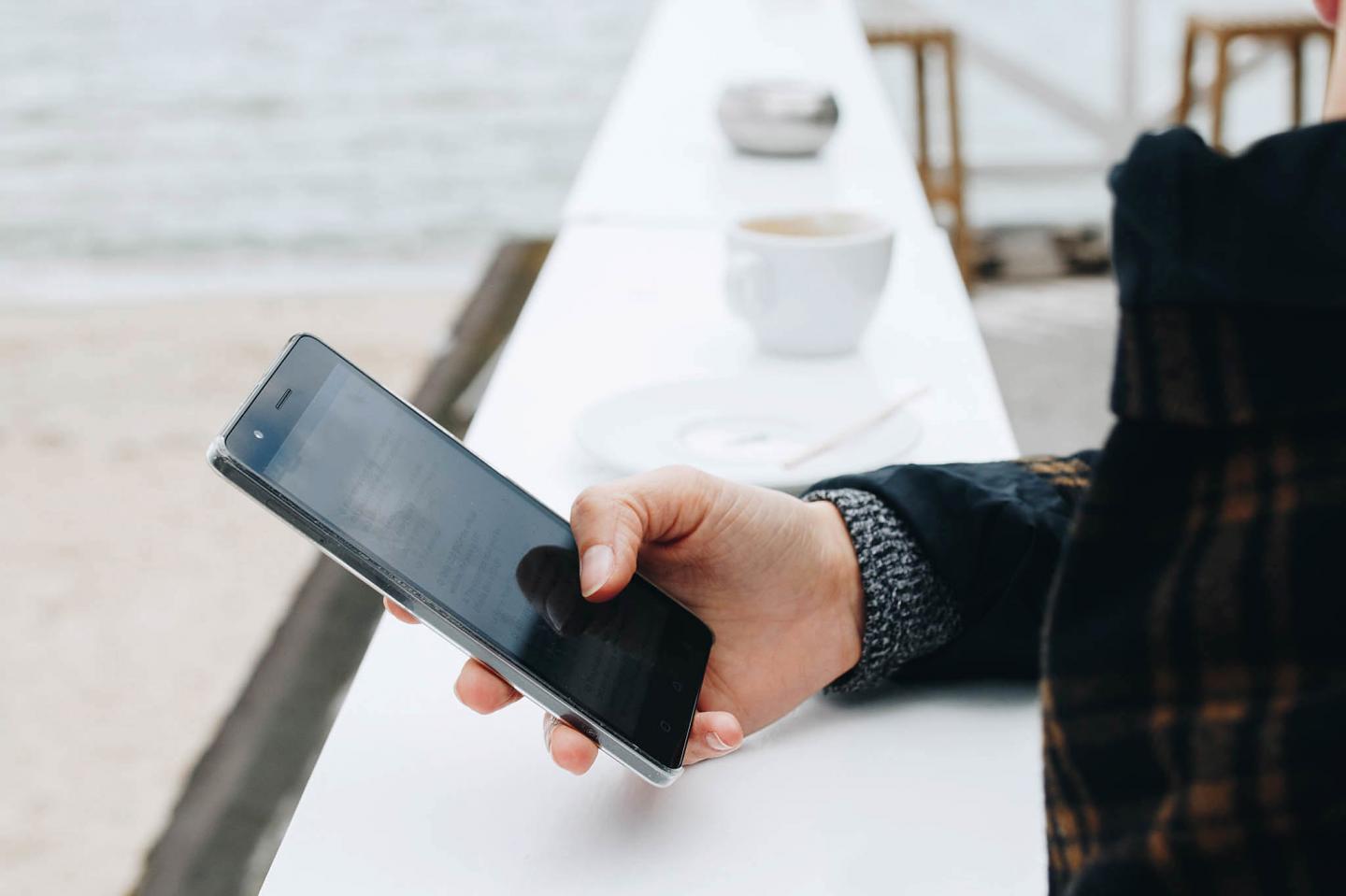 Can a Mobile Phone-Based Behavioral Intervention Affect Weight Regain?