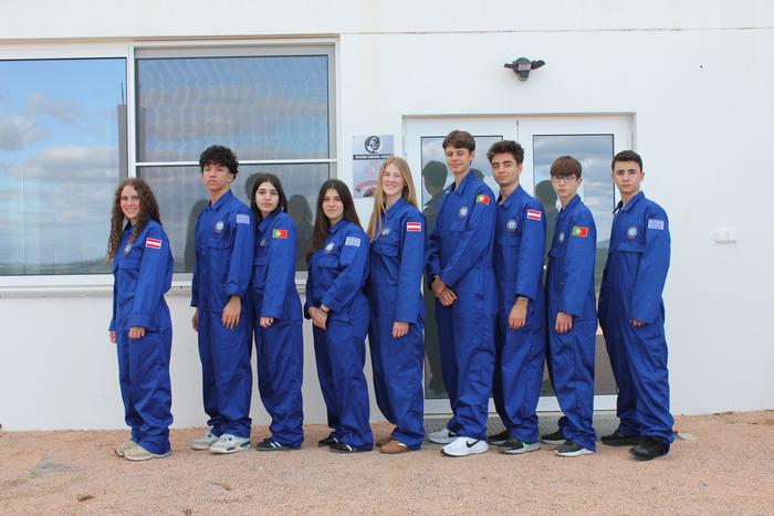 The EXPLORE-2 crew
