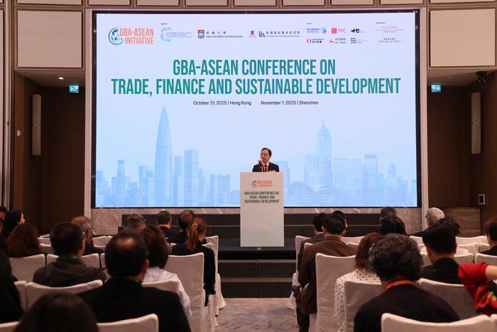 HKU President Professor Xiang Zhang