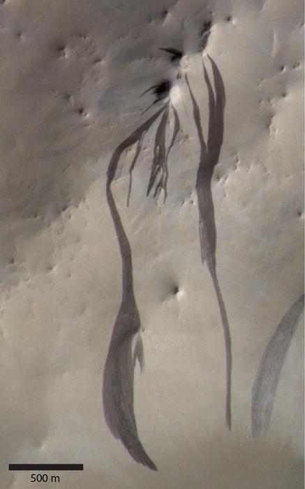 Slope Streaks