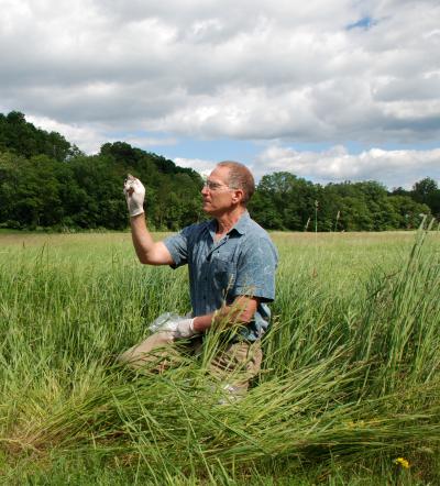 Cary Institute Disease Ecologist Rick Ostfeld with a White-Footed Mouse