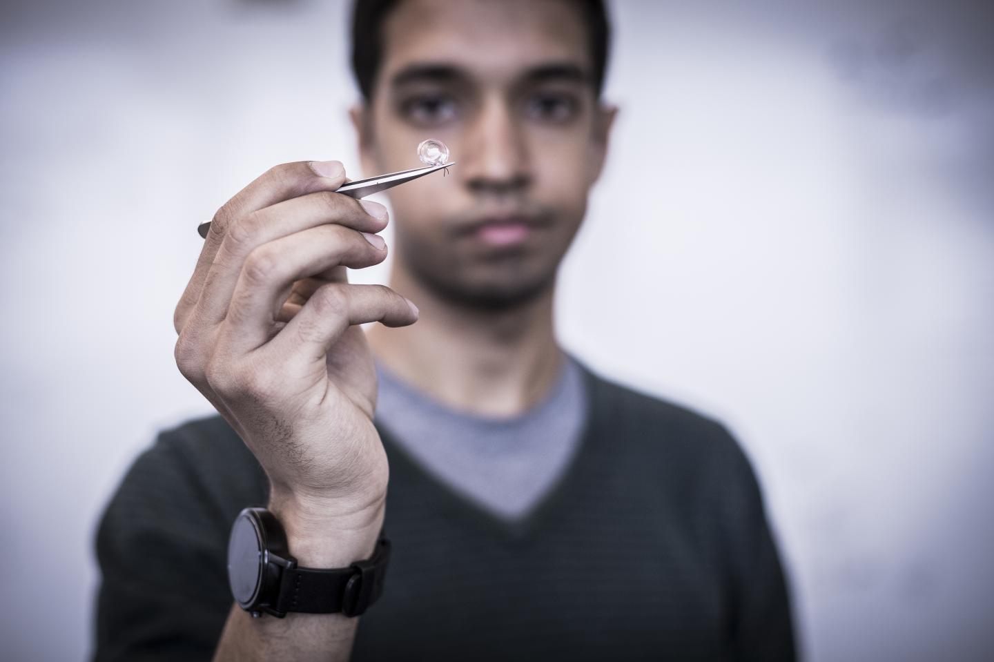 Interscatter Smart Contact Lens
