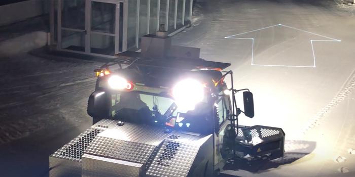 The laser indicates the direction.
