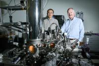 Dr. Xiaopu Zhang and Professor John Boland, AMBER Centre 