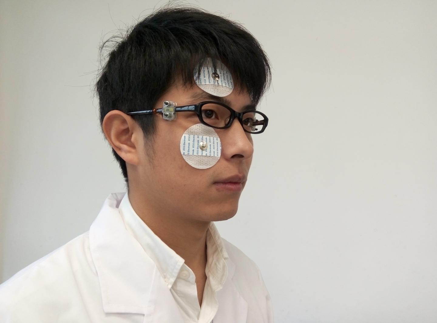 Sensor-Equipped Glasses Could Trigger Everyday Tasks in the 'Blink of an Eye' (2 of 10)