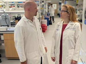 Study authors Drs. Stephanie Eisenbarth and Adam Williams conducting allergy research