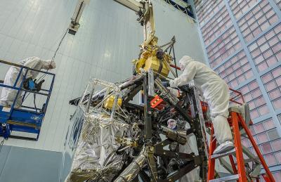 Engineers Install Near Infrared Camera into the Heart of Webb Telescope