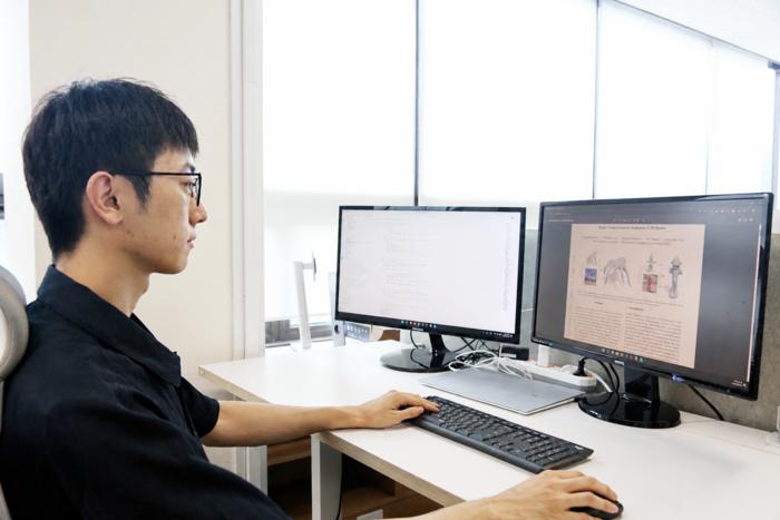 Hyunsoo Lee conducts research on generative visual computing at Seoul National University.