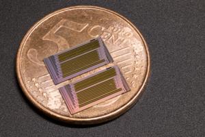The compact modulator enables fast and energy-efficient data transmission and can be produced at low cost.