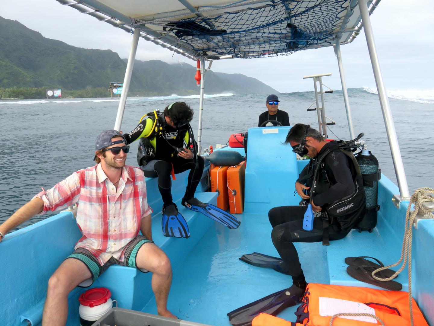 Coral Reef Structure Matters Most, for Keeping Tropical Coastlines Intact (4 of 8)