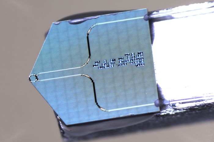 Microring resonator