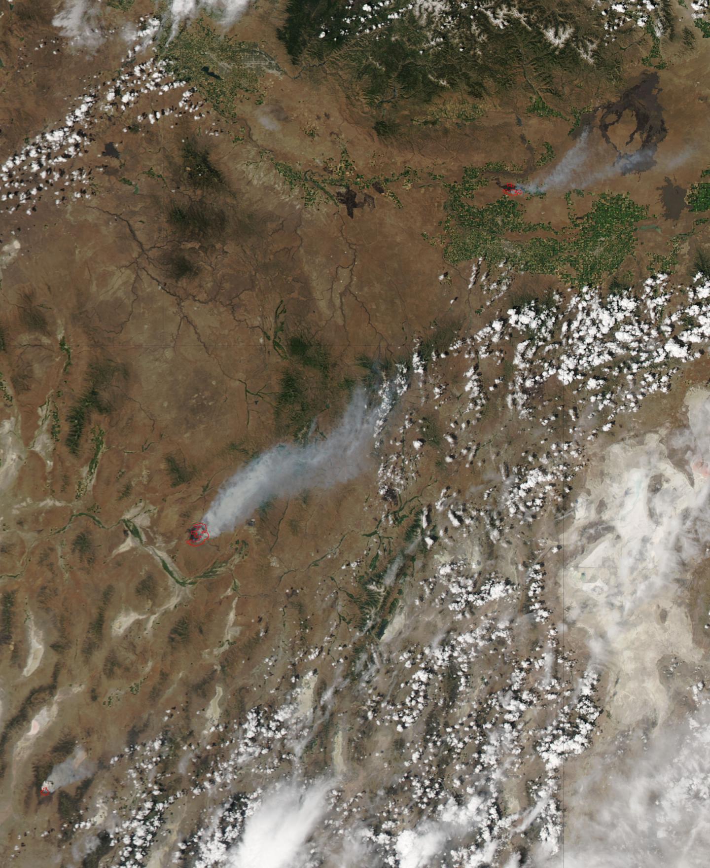 NASA Spots Western US Drew, Rooster's Comb, Antelope Fires