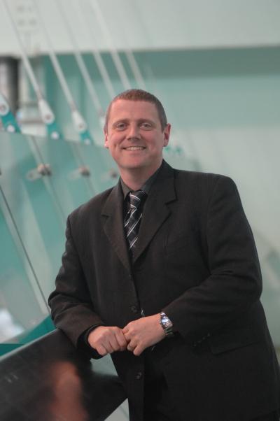 Dr Kerry Kirwan