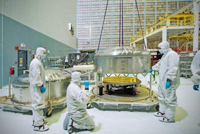 NASA's Uncanny Amazing Webb Mirrors [IMAGE] | EurekAlert! Science News ...