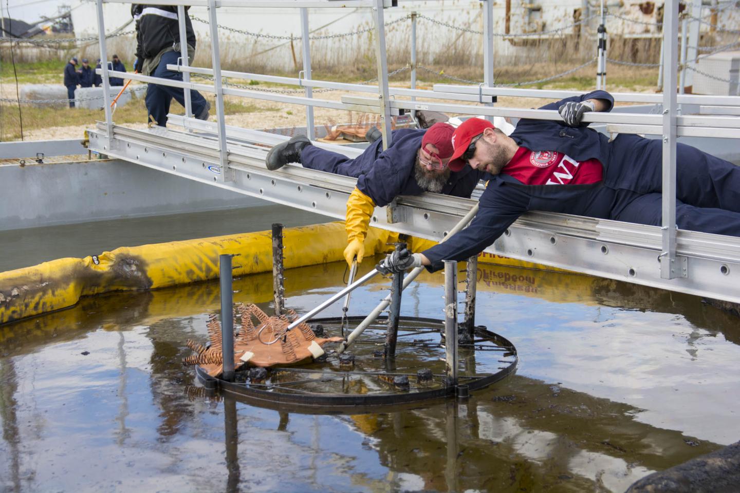 Setting Up the Flame Refluxer for a Test