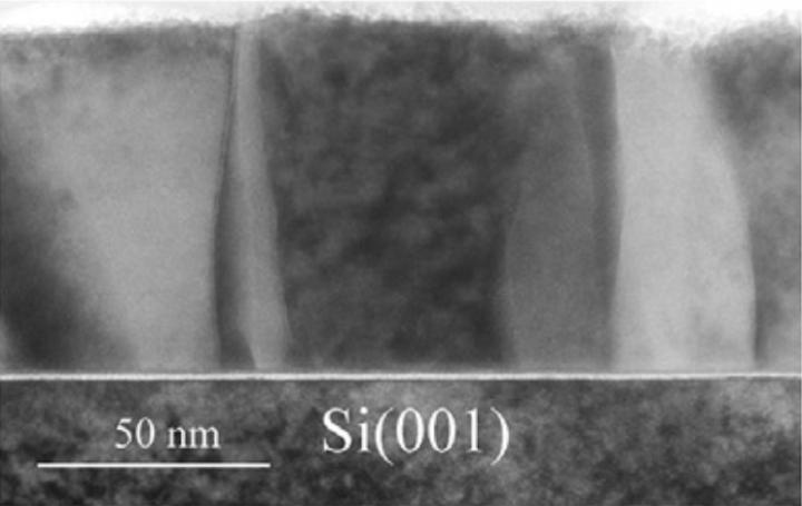 Fe3O4 Film Grown at O2 Pressure of 7 in the 10Th -6