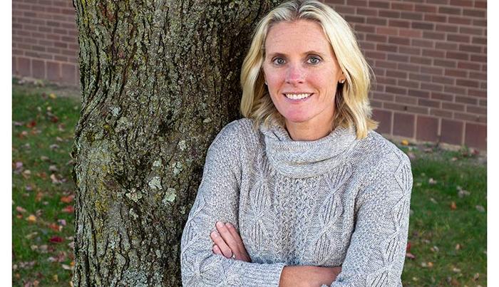 Rutgers Associate Professor Brooke Maslo