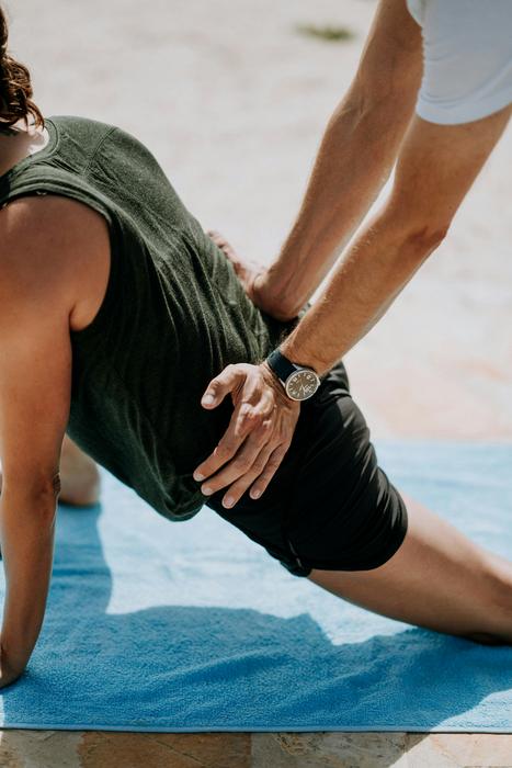 Many non-drug and non-surgical therapies for low back pain are cost-effective
