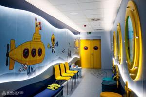 The special MRI equipment, as well as the submarine-themed waiting room and examination room, are housed in the Central Patient Care Building of Semmelweis University