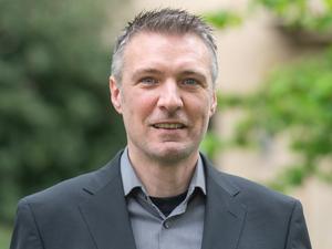 Prof. Matthias Schott