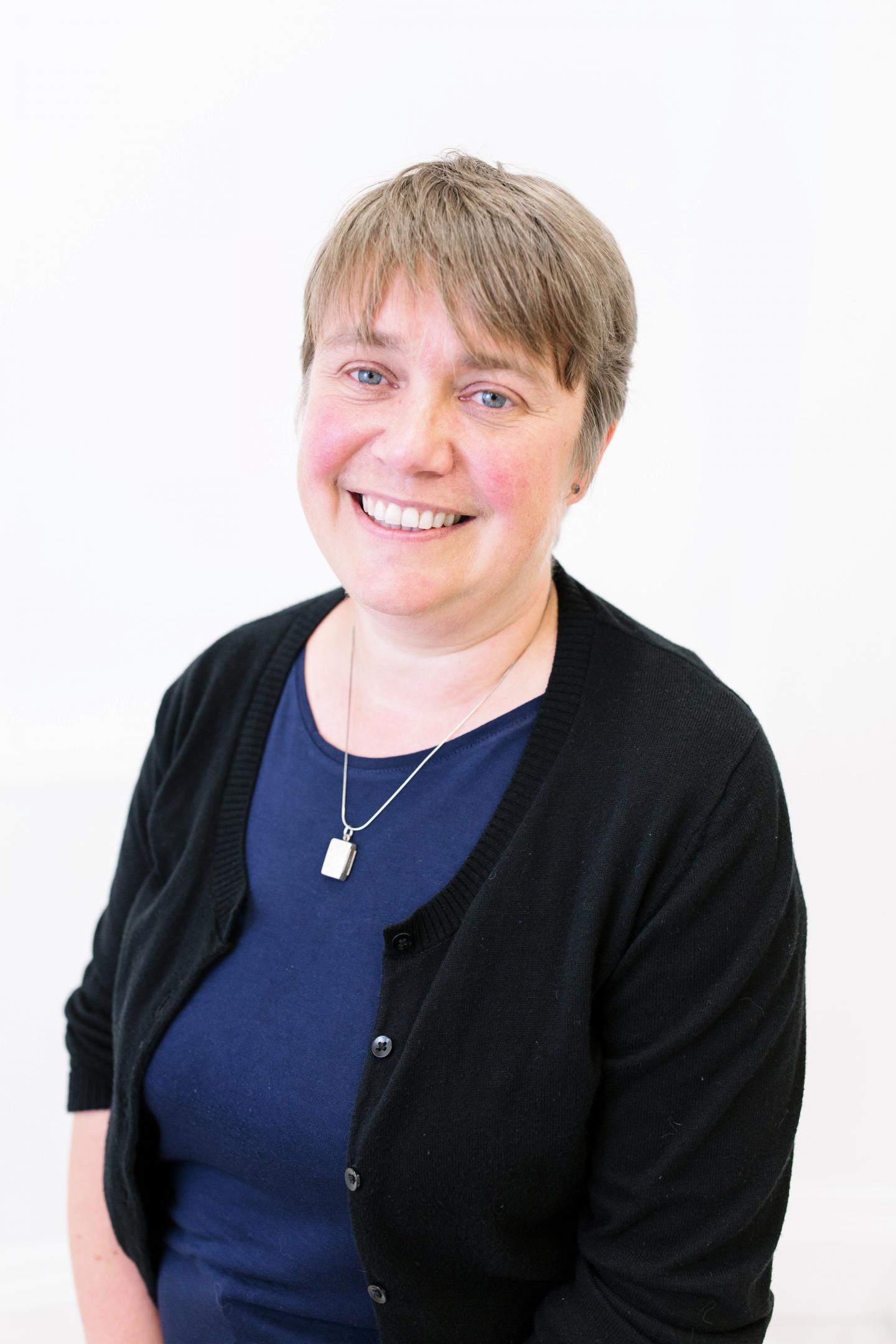 Prof Ruth Plummer