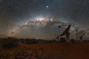 Milky Way above the CSIRO ASKAP radio telescope