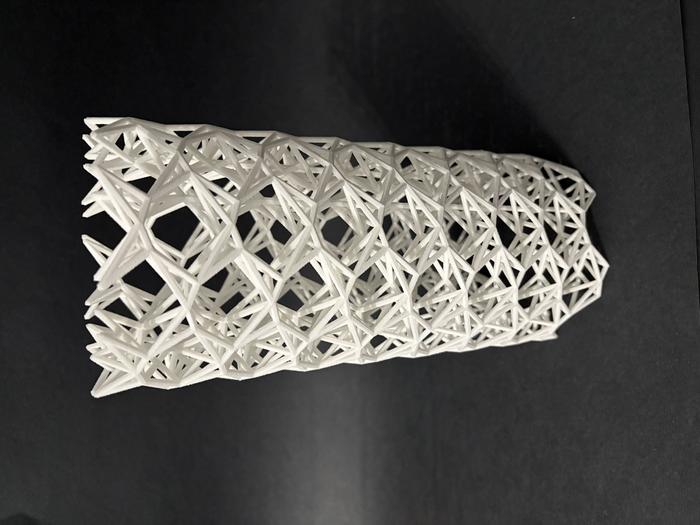 A 3-D printed kagome tube structure that isolates vibrations