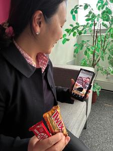 Dieters feast their eyes on digital food content to help curb cravings, study shows