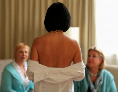 Kim Sport Shows the Results of Her Mastectomy