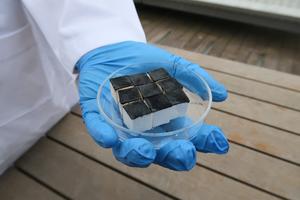 Sponge cubes