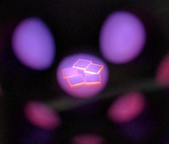 Diamond Plates Undergoing Surface Termination Treatment in a Hydrogen Plasma