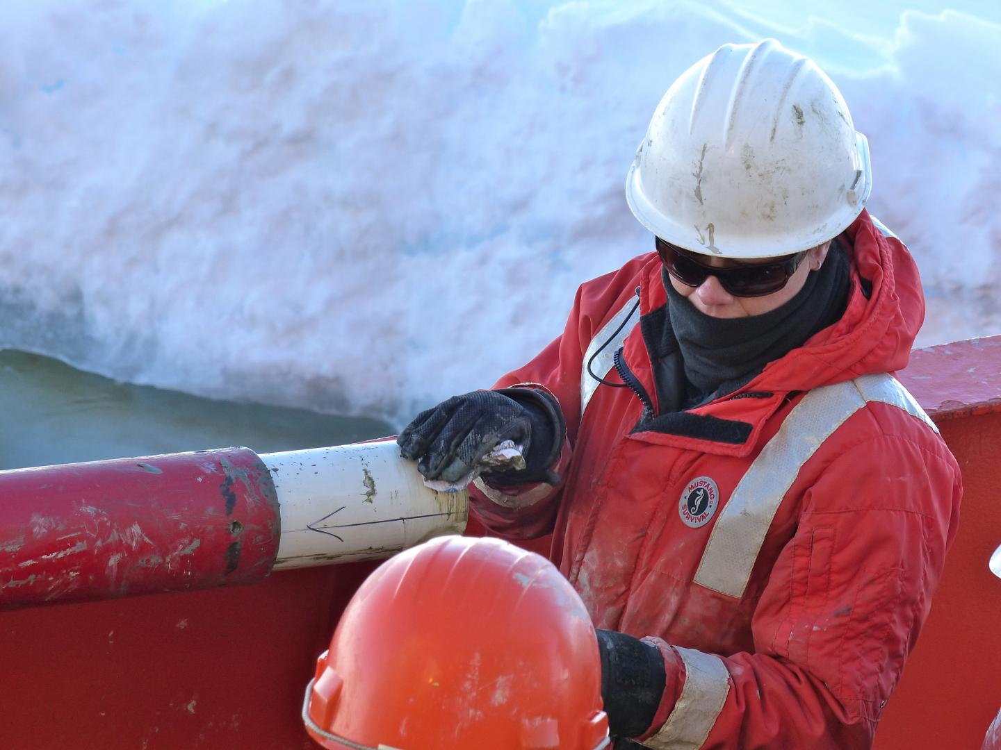 Geological Oceanographer Discovers New Evidence of Rising Sea Levels in Antarctica