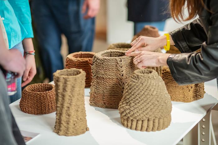 Earthen objects
