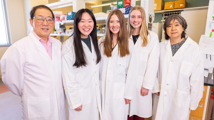 Luwen Zhang and team
