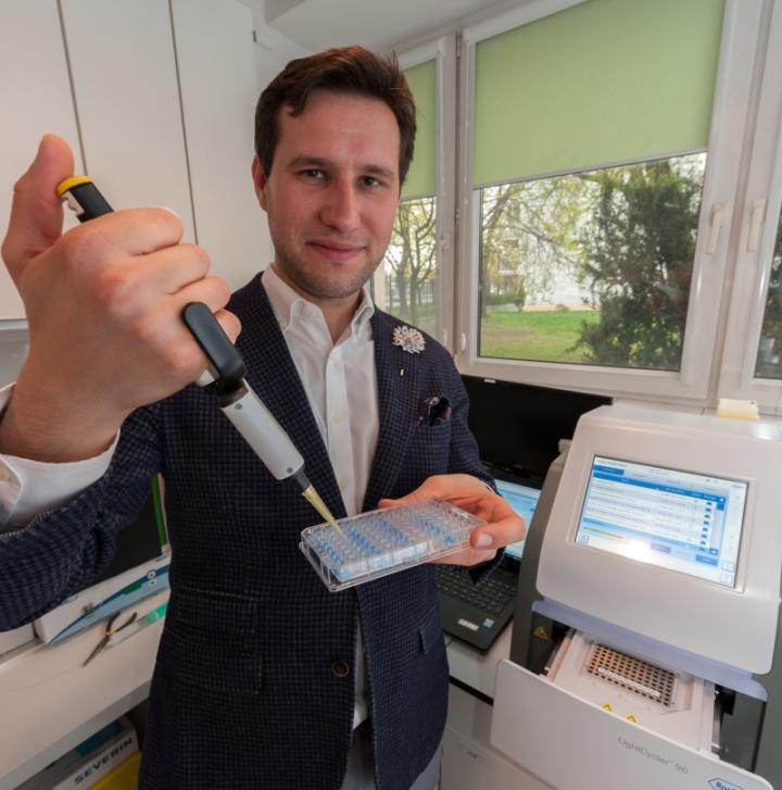 Synergistic PCR