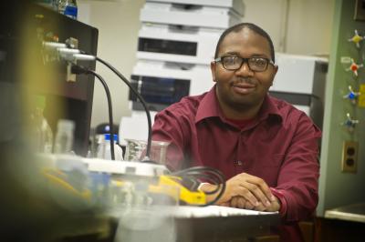 Wasiu Adedapo Lawal, University of Texas Arlington